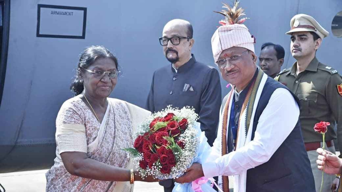 260207000302_1_Large