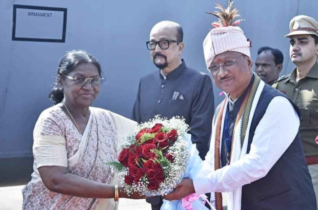 260207000302_1_Large